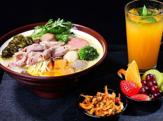 快试|还在买麻辣烫吃，快试着自己做吧，超级简单