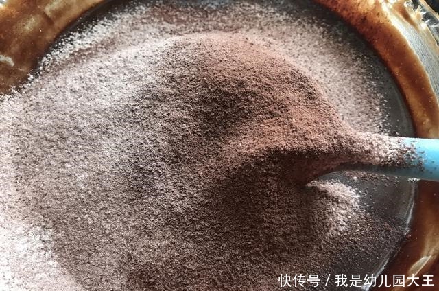 口感|教您高颜值、超赞口感的甜点,焦糖饼干布朗尼的实用家庭做法!