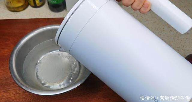 蔬菜|秋天,这两种蔬菜是绝配,一个补铁一个补维C,简单一拌,超好吃