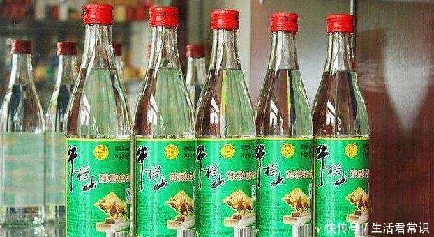 在生活中|“牛二”明明是公认的“酒精酒”,为何在生活中还那么的受欢迎