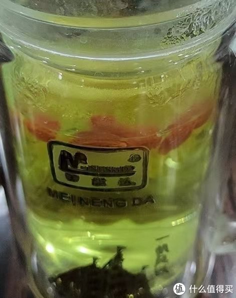 秋天可以多泡泡菊花枸杞茶2023