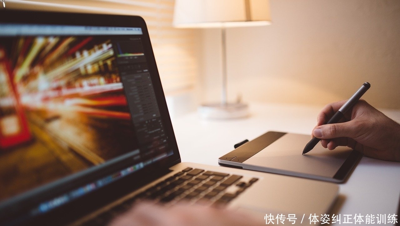 参加|以前关系再好,也别一起参加同学聚会,容易破坏感情