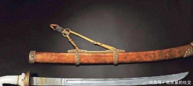 售卖|老人500万售卖家传宣统宝刀,专家失望指责,老人:你们没资格