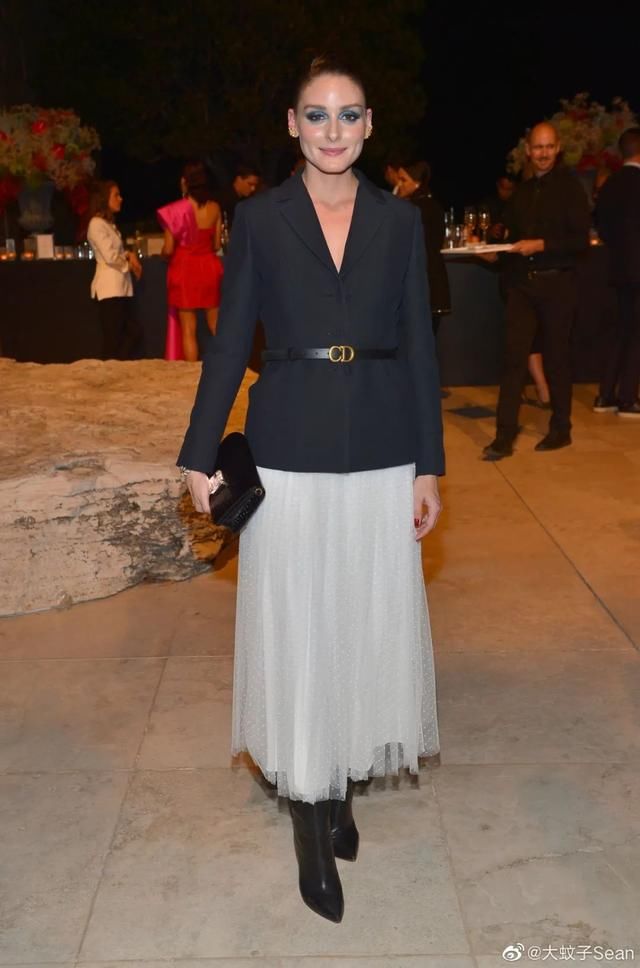  好看|H型身材的女生，要如何打扮，才能气质好看显腰细？