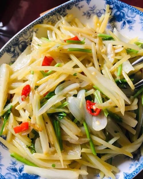 大蒜|不知道大家听说过没，常吃脾胃好，按时上厕所，虽然是野菜，越吃越瘦