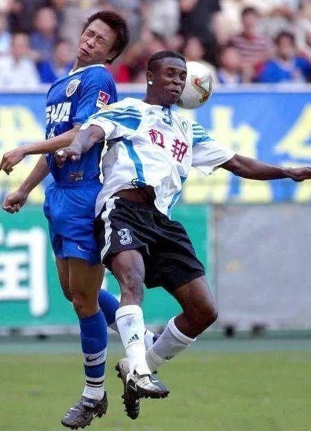  球衣|盘点大连足球历代球衣！哪一款是你的最爱？