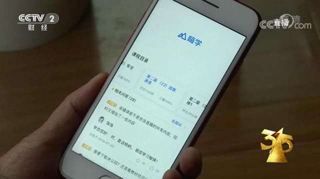  神车|315曝8大黑料:汉堡王用过期面包,五菱神车要人命,万科精装房漏水