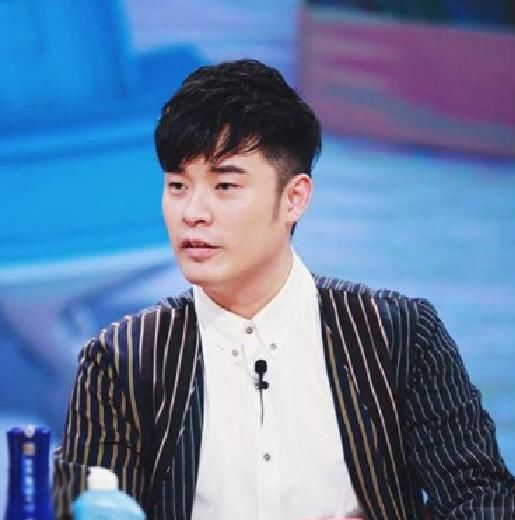  奔跑|《奔跑吧兄弟》陈赫跟网红拍段子，是降低身份还是有出场费