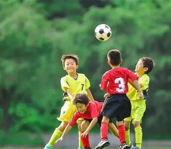  买来|孩子晚上在家练舞，邻居沟通未果买来震楼器，家长崩溃：求放过