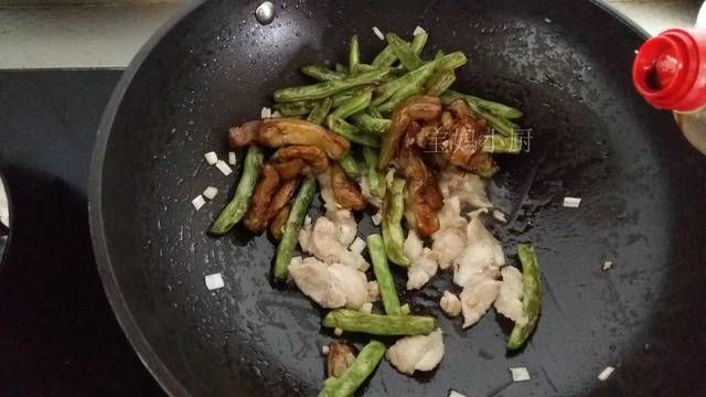 豆角|炒豆角我就爱放点它,味道立刻不一样,吃上就收不住筷