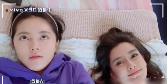  盖普|盖普，只有当baby和赵今麦躺在床上自拍