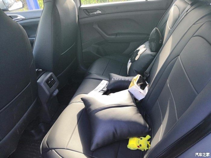  配置都|什么红的黄的紫的黑的，都不如我的白色途铠最亮眼！