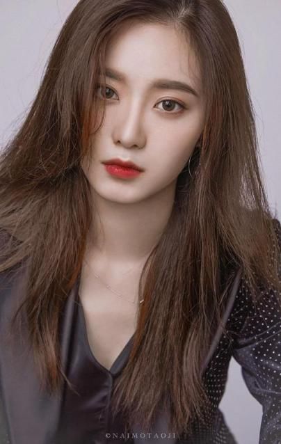  关晓彤|关晓彤旗下艺人，黄子韬旗下艺人，看到董子健：眼光真毒