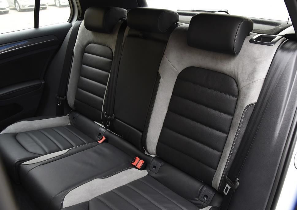  e5|同样16万，大众高尔夫和比亚迪e5谁档次高？看完你就明白了