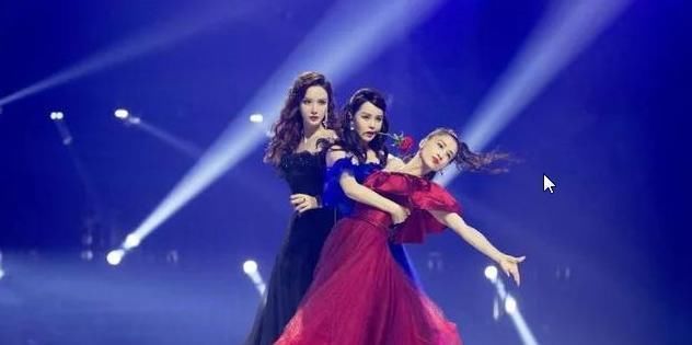  姐姐|张含韵意外暴露成团消息，名单已内定？《浪姐》真的有猫腻？