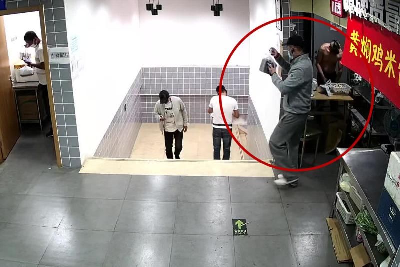  民警|民警同志，我的外卖被偷了，你们受理吗？