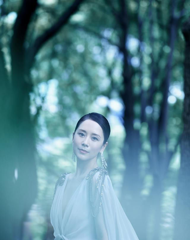 比美|白玉兰奖大争夺！海清马伊琍孙俪红毯比美，闫妮陶虹竟成全场最佳