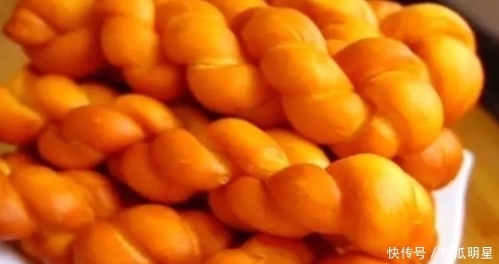  教你做|手把手教你做奶香麻花，简单无技巧，松软又拉丝，比面包还好吃