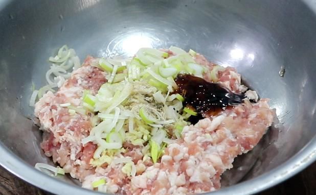  入味|馋哭隔壁小孩的“青椒酿肉”出教程啦，好吃入味下饭，真解馋