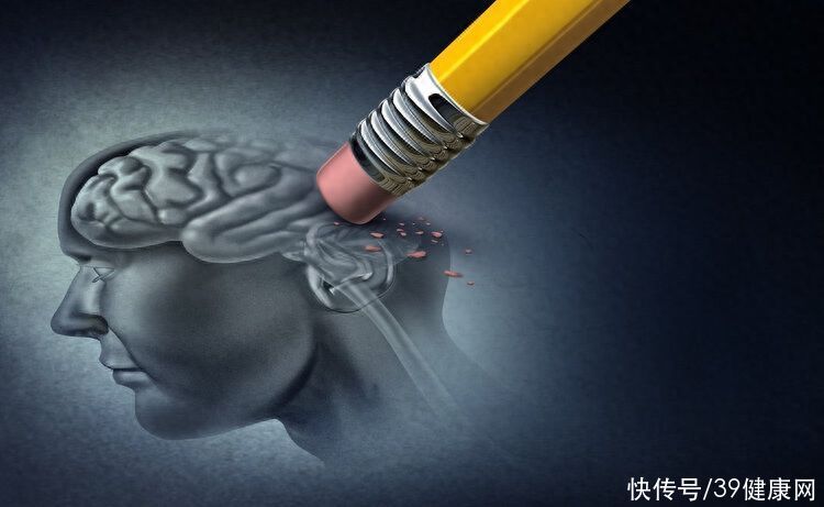 老年痴呆“祸根”被揪出！若有这3种吃饭习惯，劝你早点改掉2023