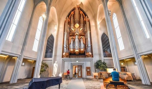 美景|夏日炎热，旅游无处可去？不如到冰与火中绽放的冰岛收割美景吧