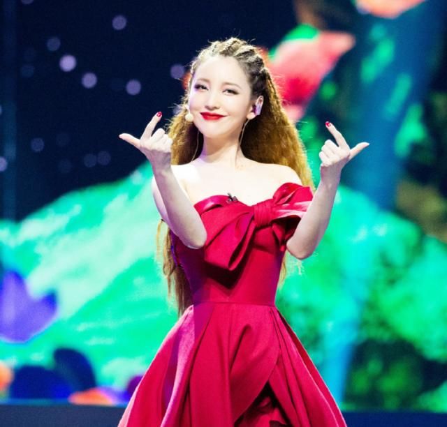 名单|《乘风破浪》复活名单,阿朵孟佳实至名归,却没想到还有她