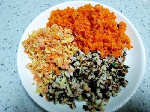 做法|宝藏小吃烧麦,做法很简单,多做一点冷冻起来,想吃蒸一下就行