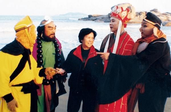  次数|中国重播次数最多的电视剧，无人能及，网友：看了30多年