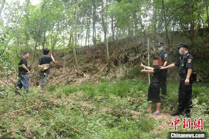  年前|四川荣县警方侦破27年前“溶洞腐尸案”