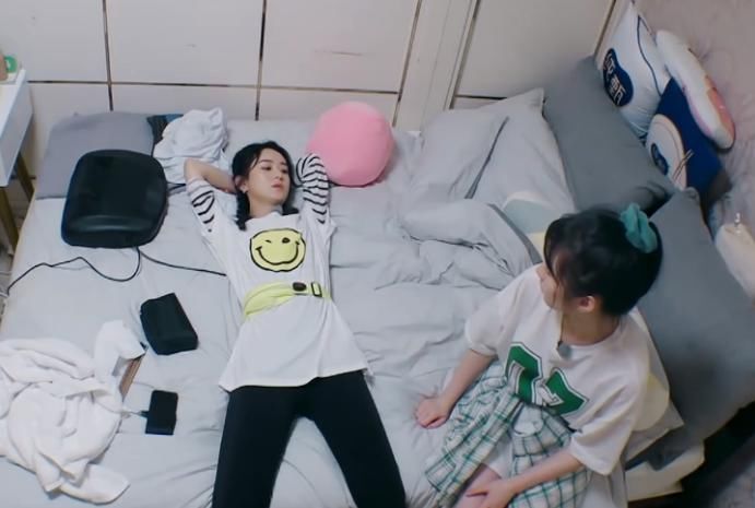  被删|《中餐厅》再现神剪辑，赵丽颖干活镜头被删，其实一人忙到深夜！