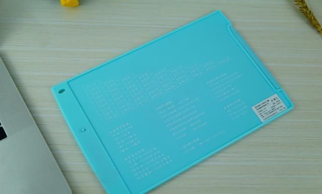  羡慕|释放孩子天性，360液晶手写绘板，直把同学羡慕哭了