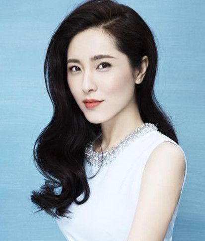  影帝|曾是96届中戏校花，三位男友都成了影帝，如今44岁依旧单身