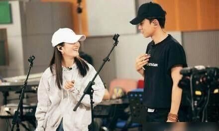  演唱会|从演唱会的出席率看《快乐男声》的流行，并评论选秀节目的下降