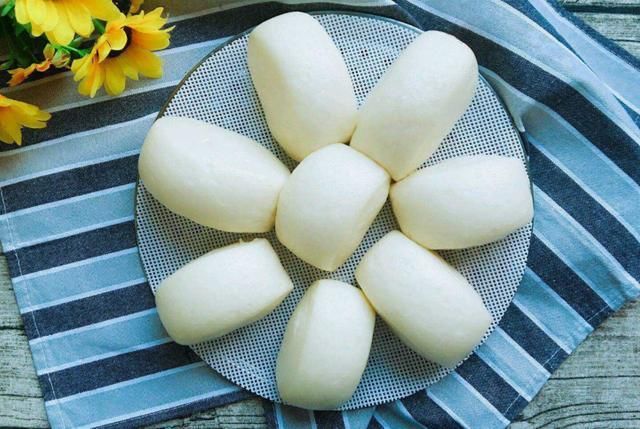  馒头|如何制作出＂又白又软＂的馒头？馒头店老板：教你3招！