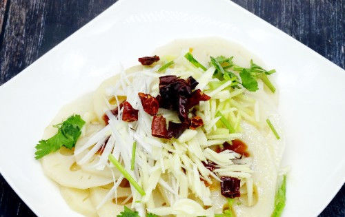 我家|秋天吃这菜最补人，简单拌拌鲜香脆嫩，我家每周吃4次，雷打不动