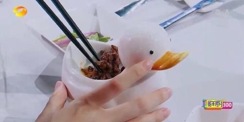  厨师|李子峰成《鲜厨100》钉子户，细节展现反差萌，换上厨师服太惊喜