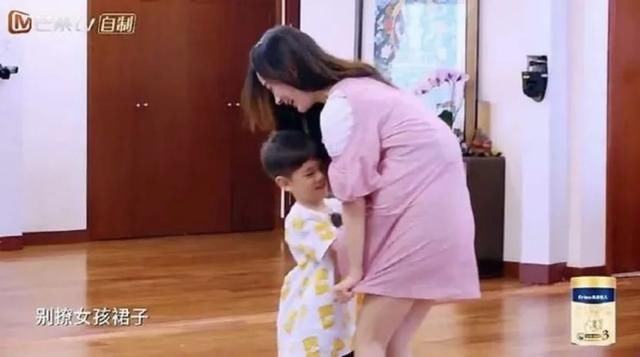  下药|深圳女生被熟人下药：除了保护自己，还能教给孩子什么？