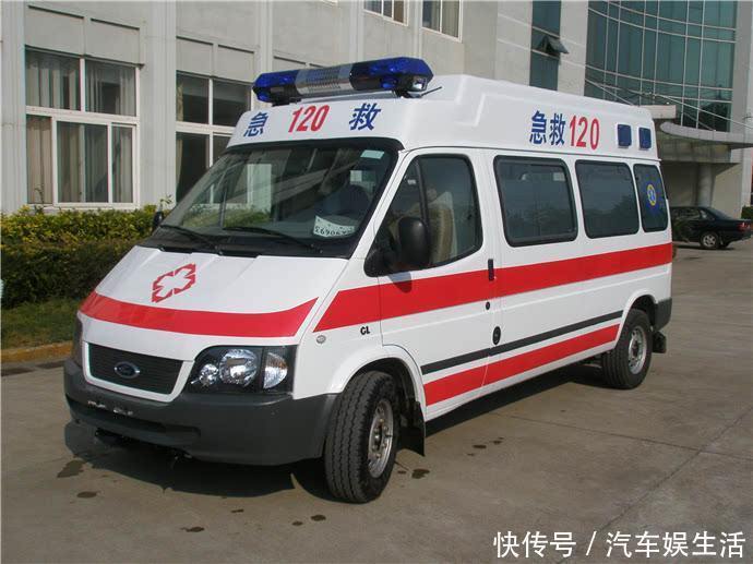 行车记录仪|男子给救护车让行，却被扣6分罚200，拿录像申诉仍被拒