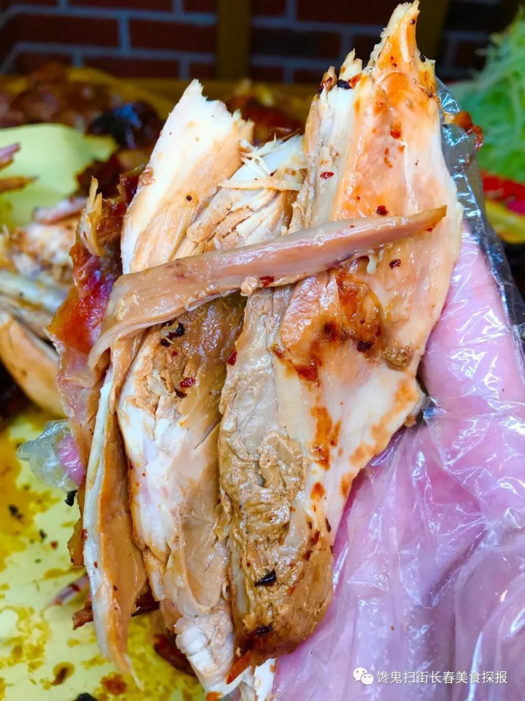 先前|八里堡已不是先前的八里堡。这家的肉太香了！话说，吃过酸菜篓子吗？！