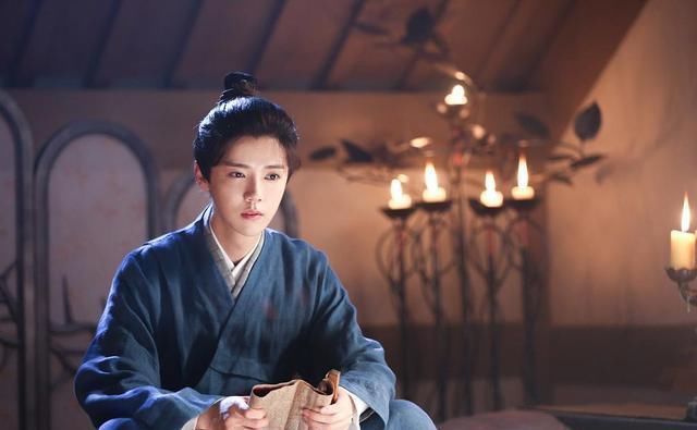  豆瓣|新剧豆瓣7.9网播量平平！演技“穿越火线”的鹿晗到底翻身了没？