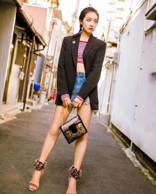  反增|金鹰奖清水票后，赵丽颖、谭松韵不减反增，网友质疑：电脑出错？