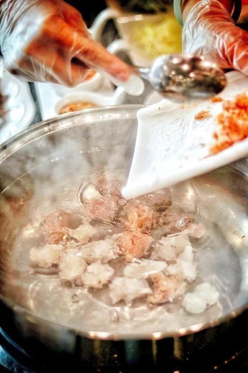  食材|顺德松记30年都只做清水火锅，只因坚持“出来滚，是有规矩的”