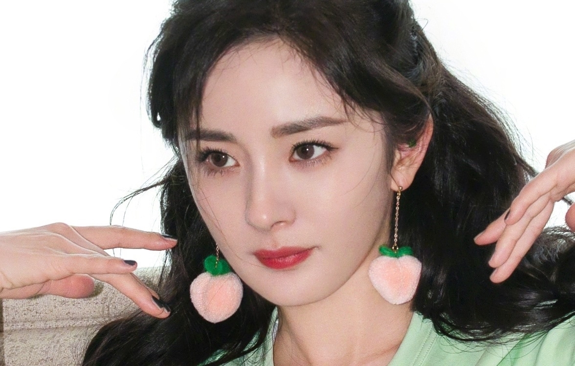 世界之巅|网曝金鹰节开幕式名单:0提名杨紫与肖战在内,还有王一博赵丽颖