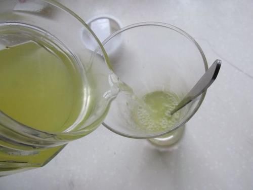 看着|此水果被称天然维生素C库,每天喝一杯看着变年轻,简单3步就做好