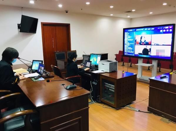 开水|酒后斗嘴急眼了 他竟拿刚烧的开水泼人