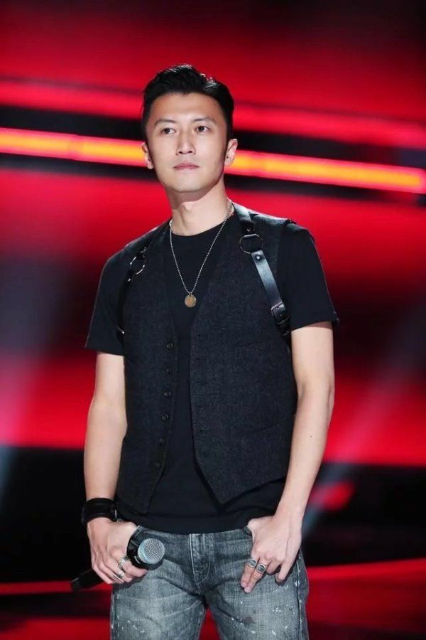  学员|谢霆锋回归《中国好声音》，发布会现场称要用“美食”抢学员