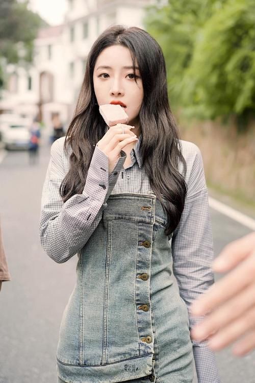  官博|喻言又被狙，央视不爱芒果打码，官博放任自流不想提