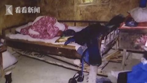 肥西县公安局|他背负命案逍遥法外 21年后民警突然破门而入...