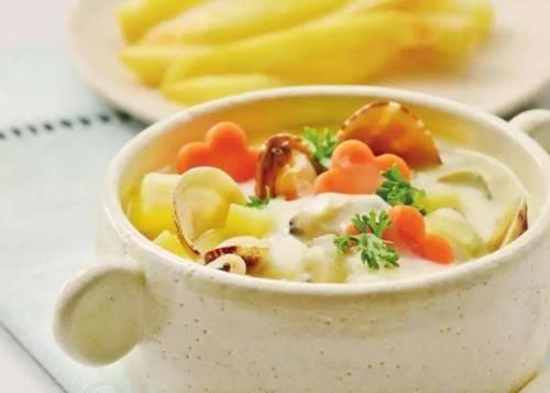 简单|分享一款土豆蛤蜊浓汤,奶香浓郁,简单营养,家中孩子特喜欢