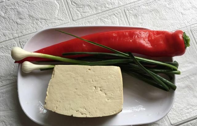 身体|豆腐和它是绝配,焖一锅鲜香嫩滑,营养全面,孩子长身体要多吃